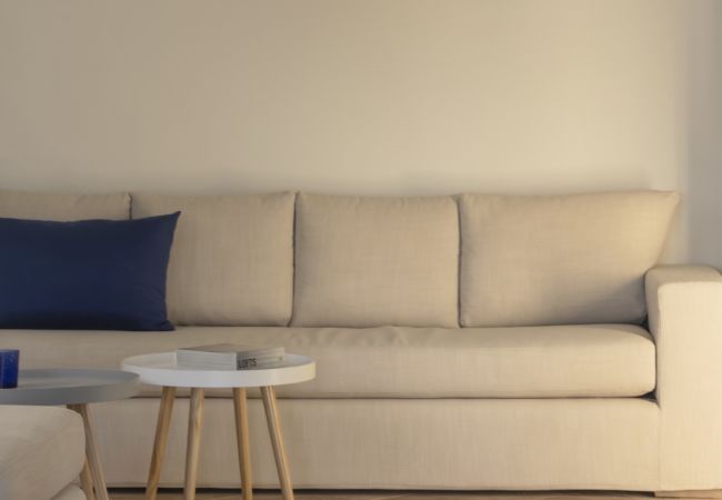 Villa in Ampelas - Stunning Beachfront 3BR Villa that has it ALL!  Villa in Ampelas - Stunning Beachfront 3BR Villa that has it ALL!