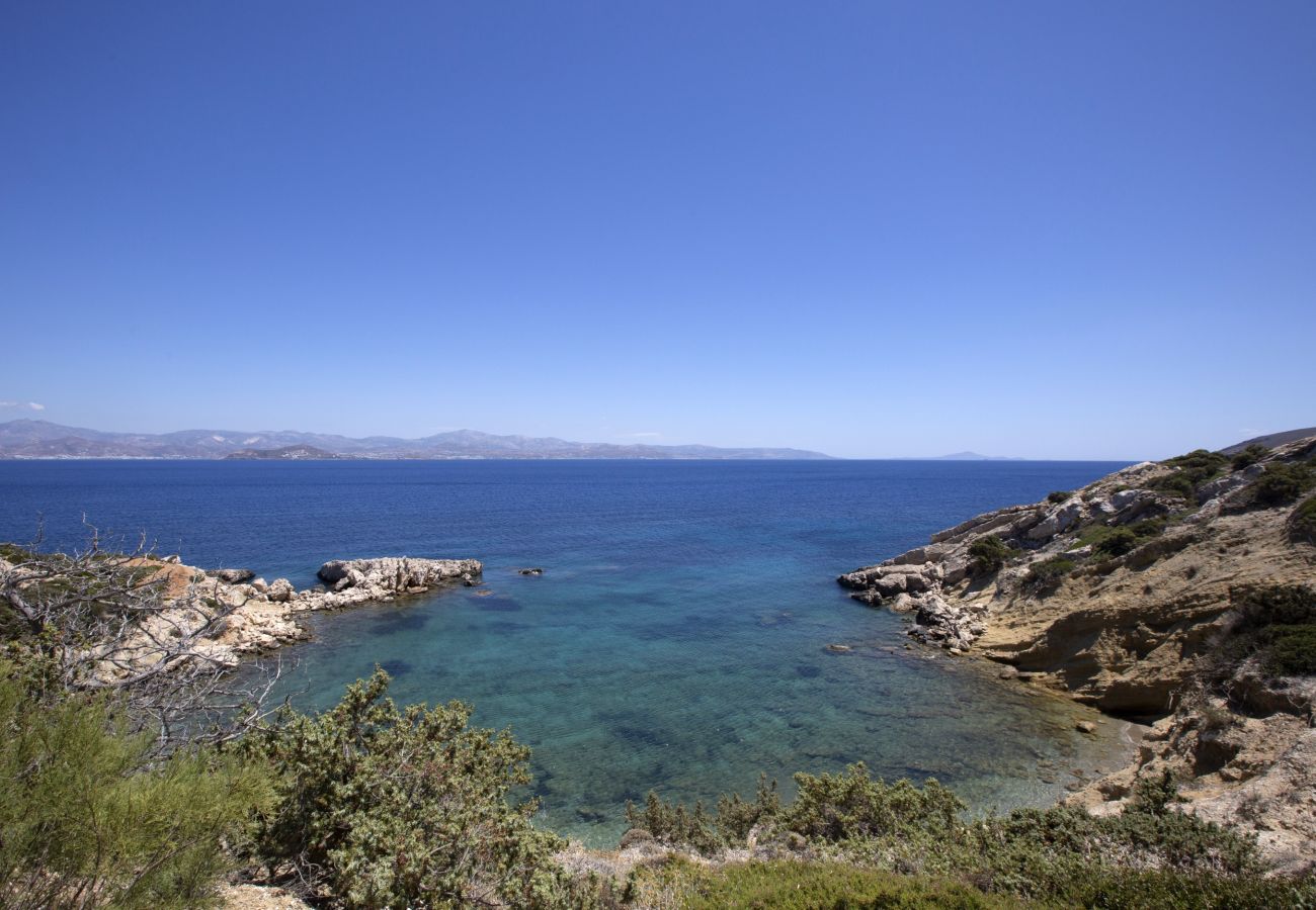 Villa in Ampelas - Stunning Beachfront 3BR Villa that has it ALL! 