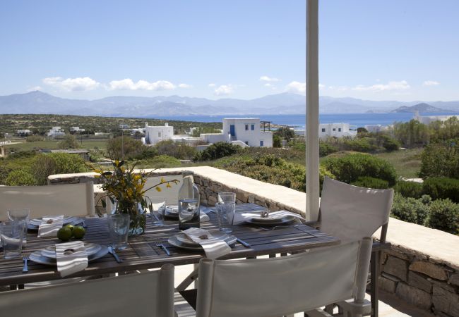 Villa in Santa Maria - Serene holiday villa - Views, nr Best family Beach  Villa in Santa Maria - Serene holiday villa - Views, nr Best family Beach