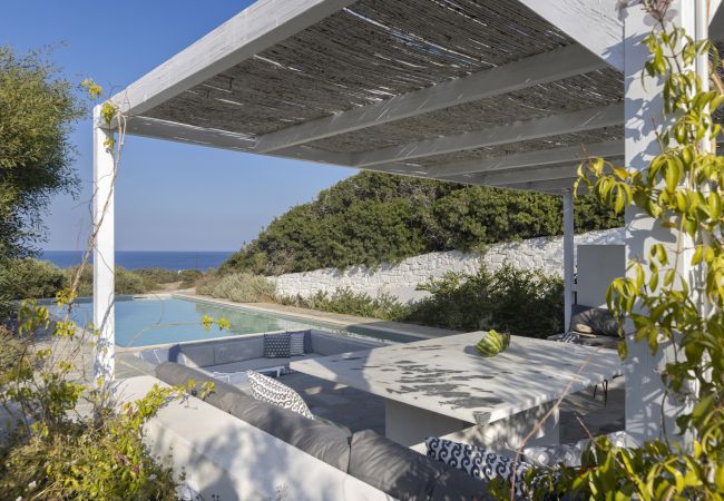 Villa in Ampelas - Beautiful 10-person Family Villa with Great Views  Villa in Ampelas - Beautiful 10-person Family Villa with Great Views