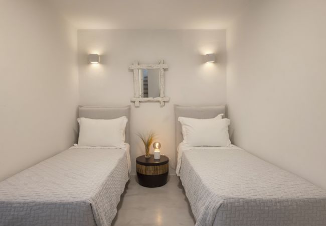 Villa in Ampelas - Beautiful 10-person Family Villa with Great Views  Villa in Ampelas - Beautiful 10-person Family Villa with Great Views