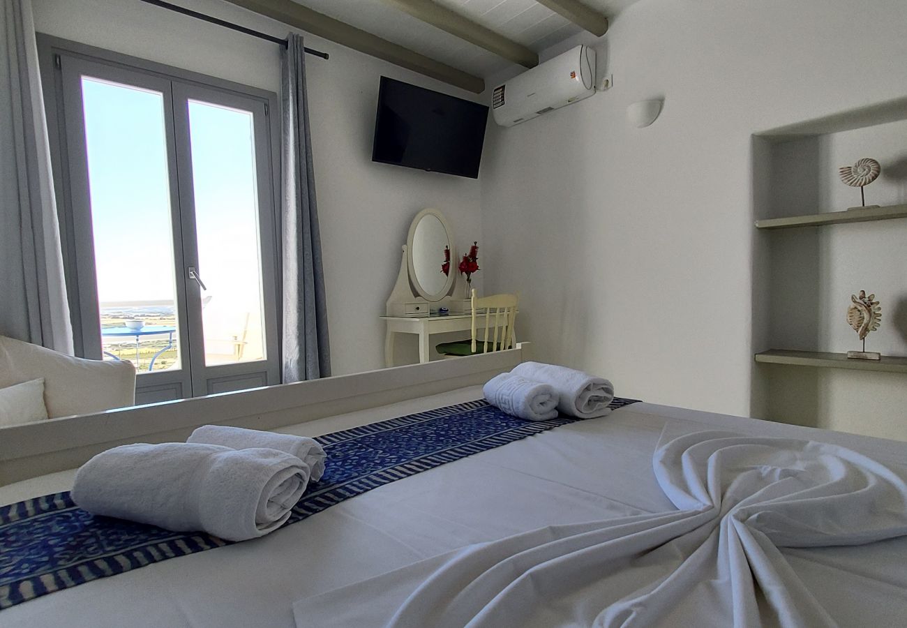 Villa in Isterni - Minimal, stunning villa- plunge pool,  sea views 