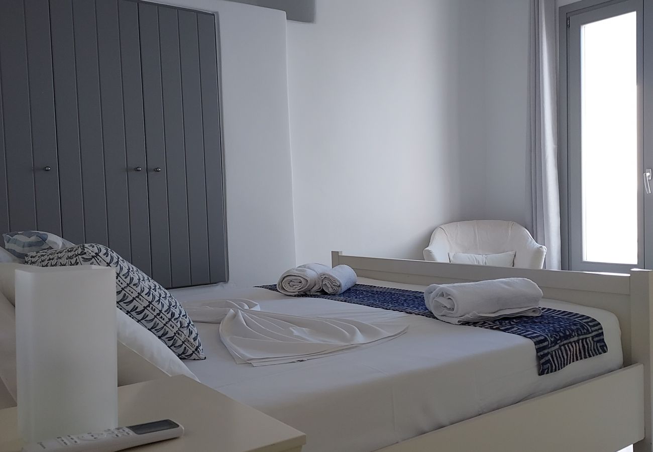 Villa in Isterni - Minimal, stunning villa- plunge pool,  sea views 