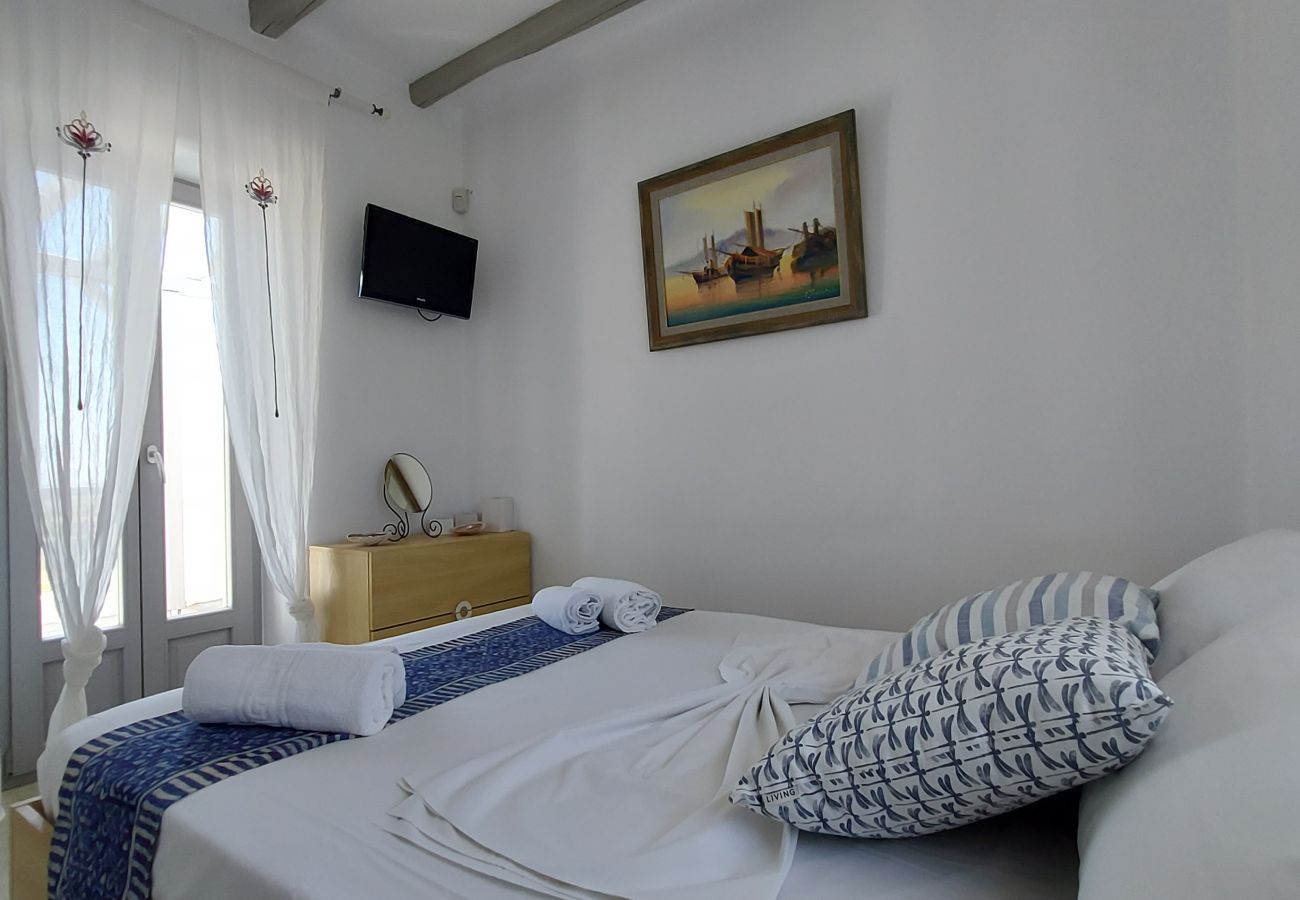 Villa in Isterni - Minimal, stunning villa- plunge pool,  sea views 