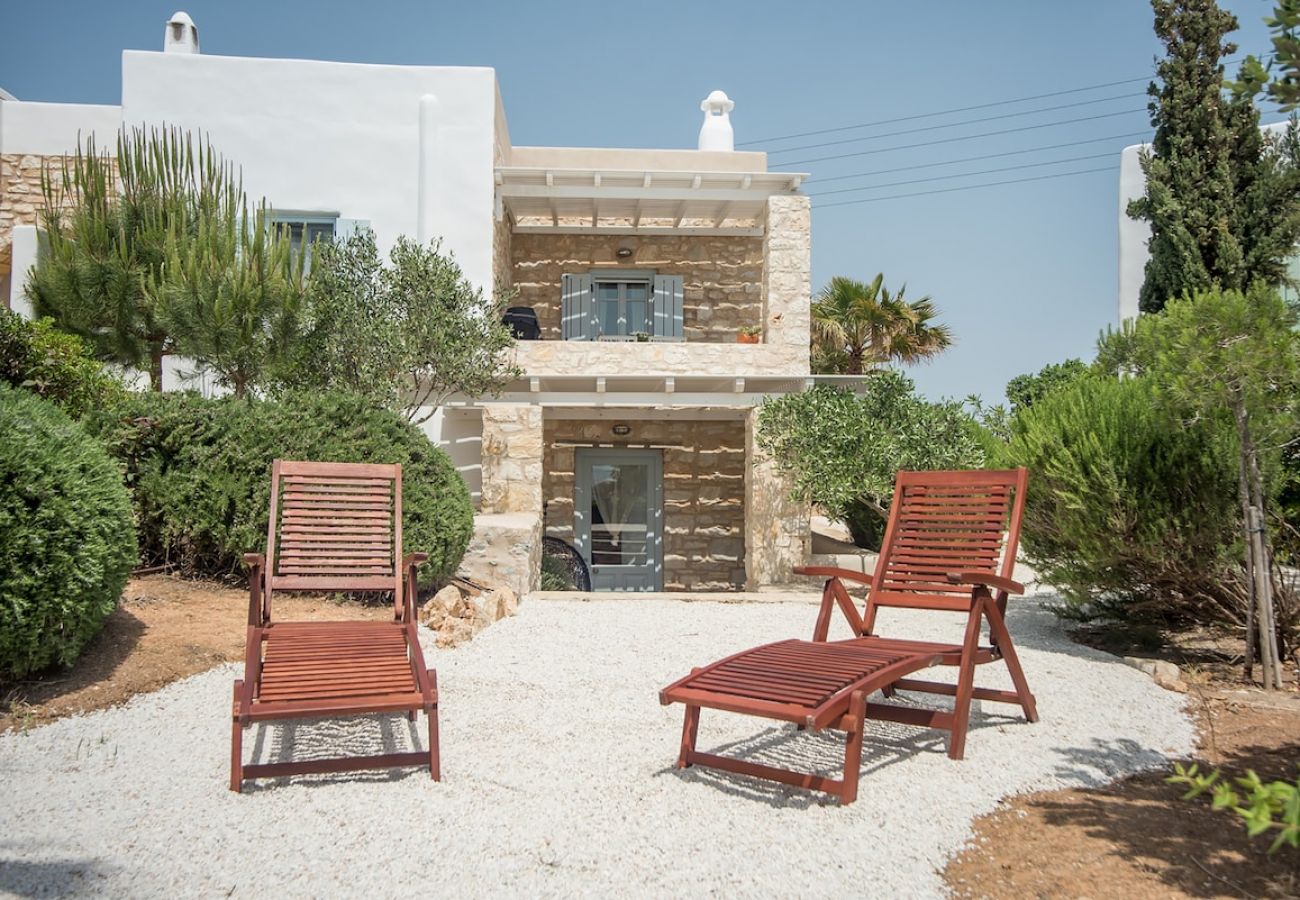 Villa in Ampelas - Eclectic island villa - gorgeous sea views, garden 
