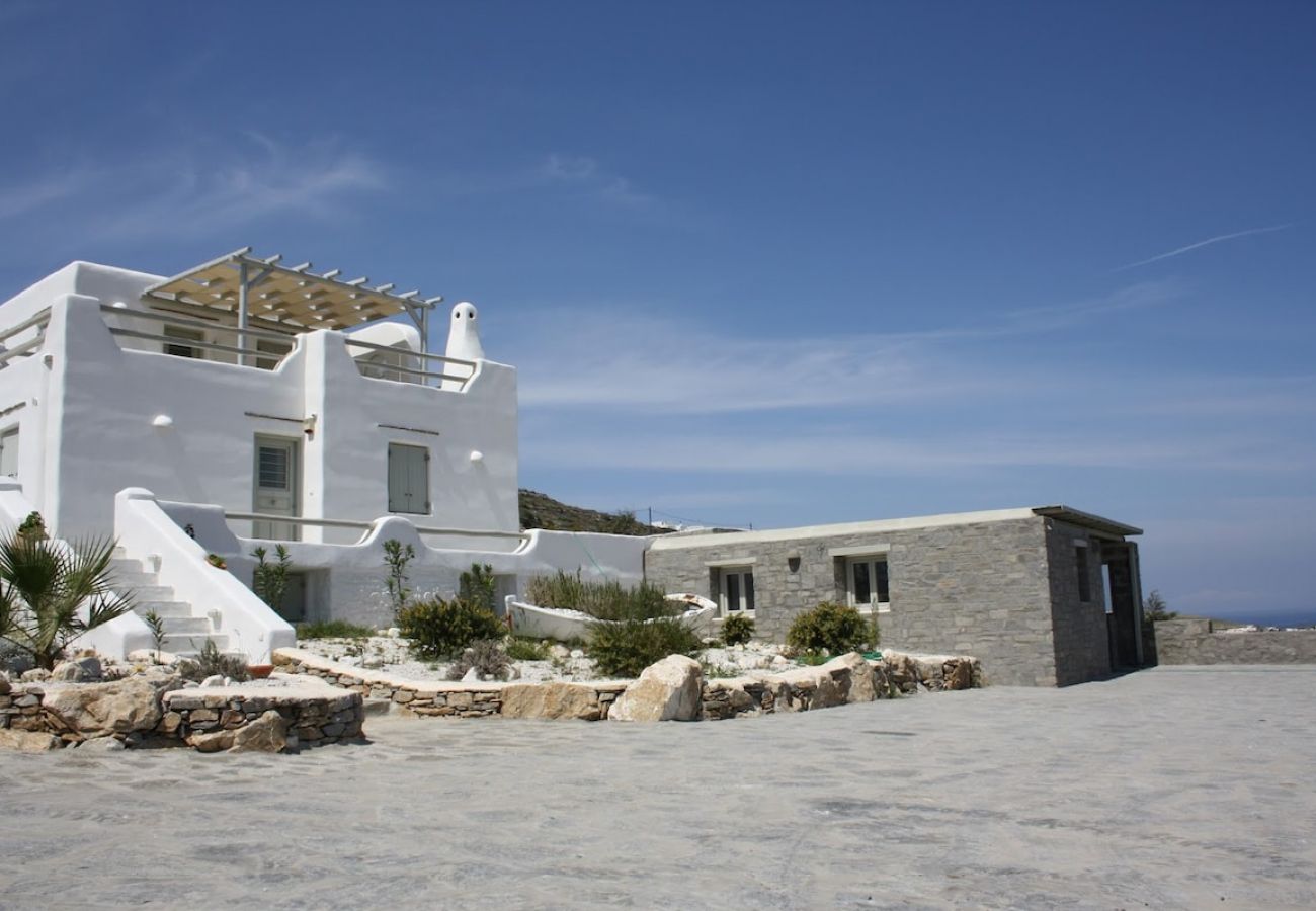 Villa in Isterni - 3-bed gorgeous villa - plunge pool & sea views 