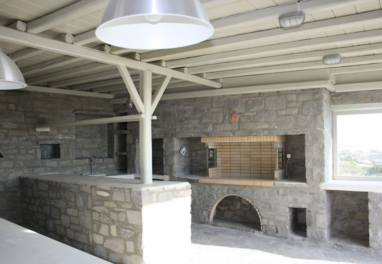 Villa in Isterni - 3-bed gorgeous villa - plunge pool & sea views 