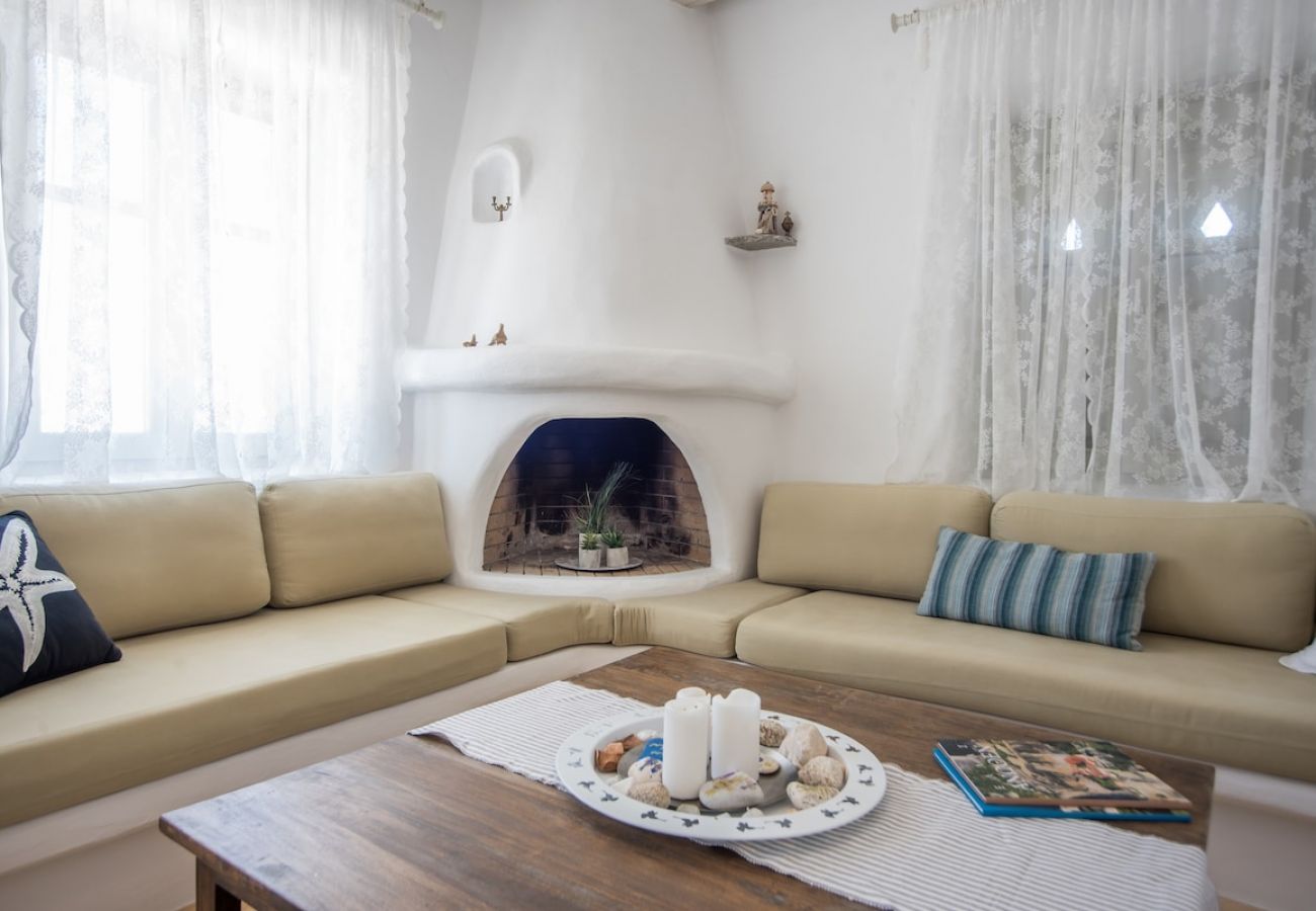 Villa in Isterni - 3-bed gorgeous villa - plunge pool & sea views 