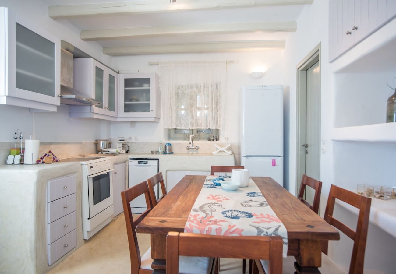 Villa in Isterni - 3-bed gorgeous villa - plunge pool & sea views 
