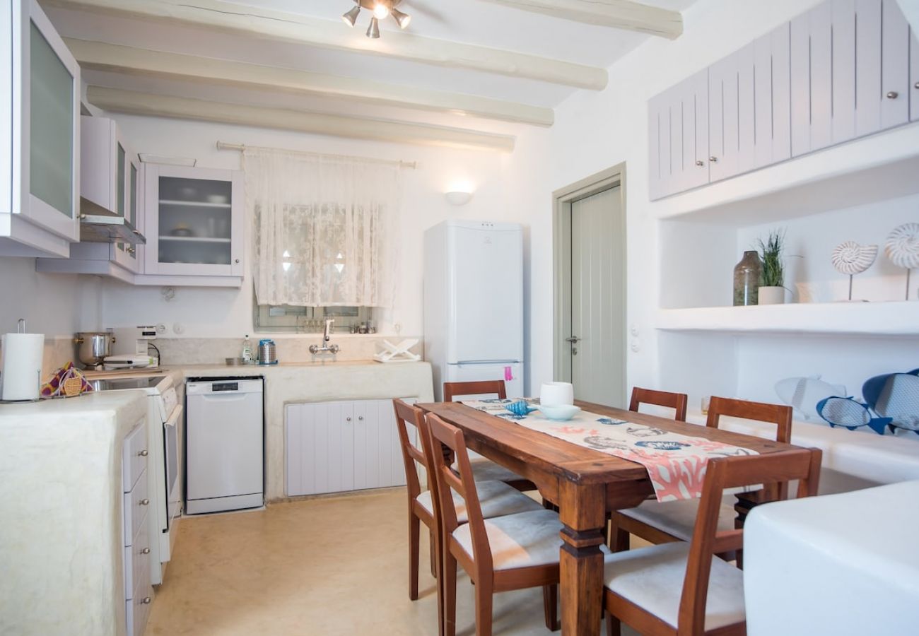 Villa in Isterni - 3-bed gorgeous villa - plunge pool & sea views 