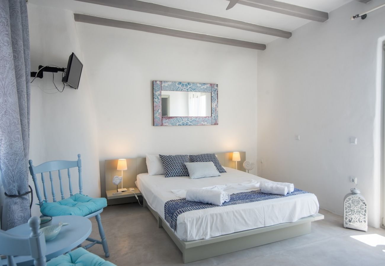Villa in Isterni - 3-bed gorgeous villa - plunge pool & sea views 
