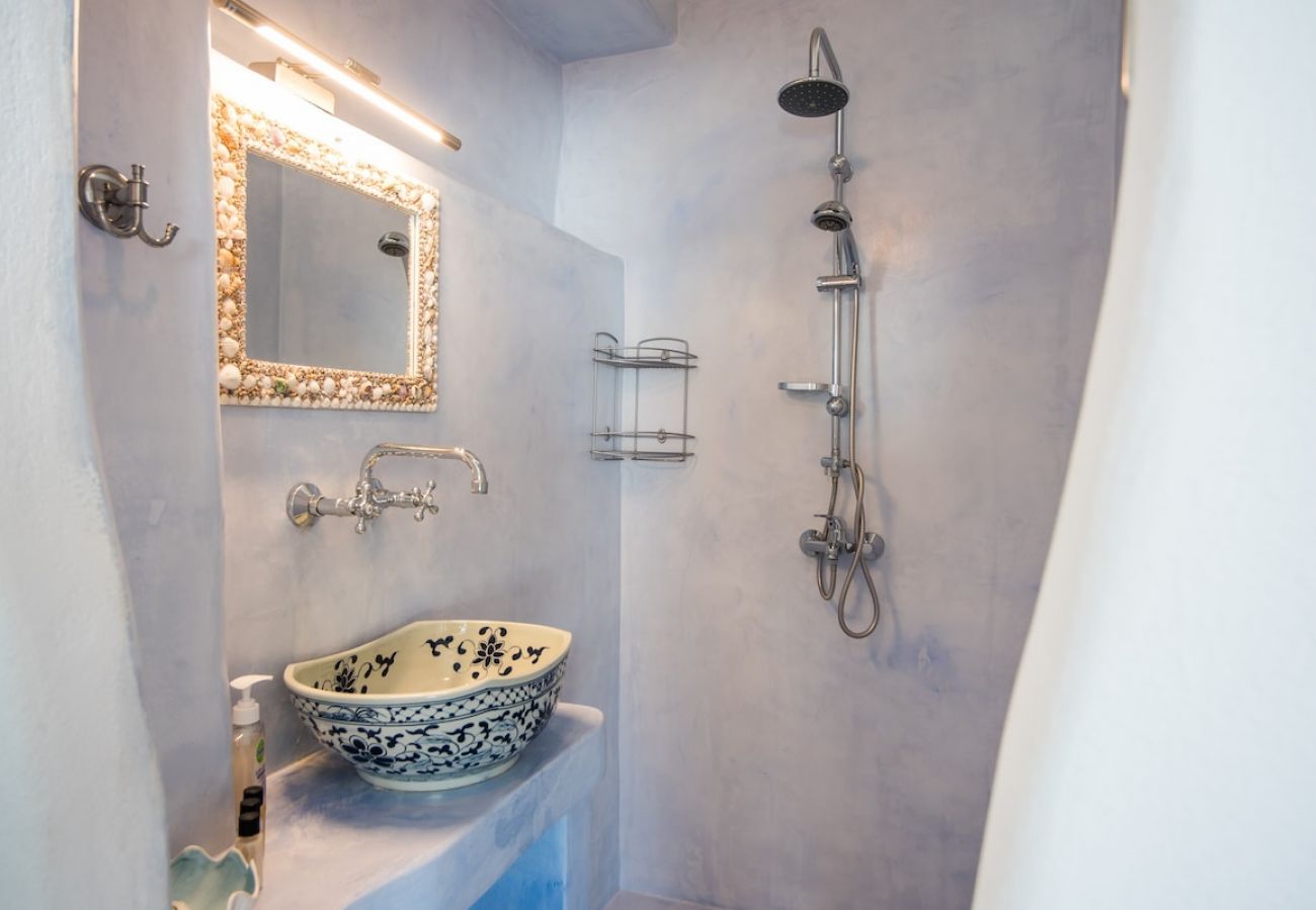 Villa in Isterni - 3-bed gorgeous villa - plunge pool & sea views 