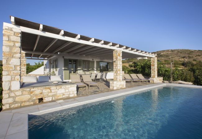 Villa in Ampelas - Ideal family Villa for 8 - Pool, Sea Views 