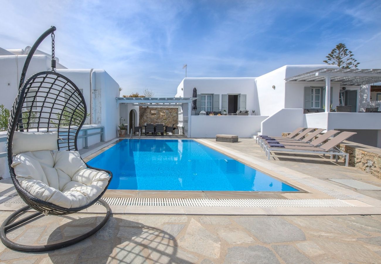 Villa in Mykonos - Mykonos Psarrou villas for 18 people 
