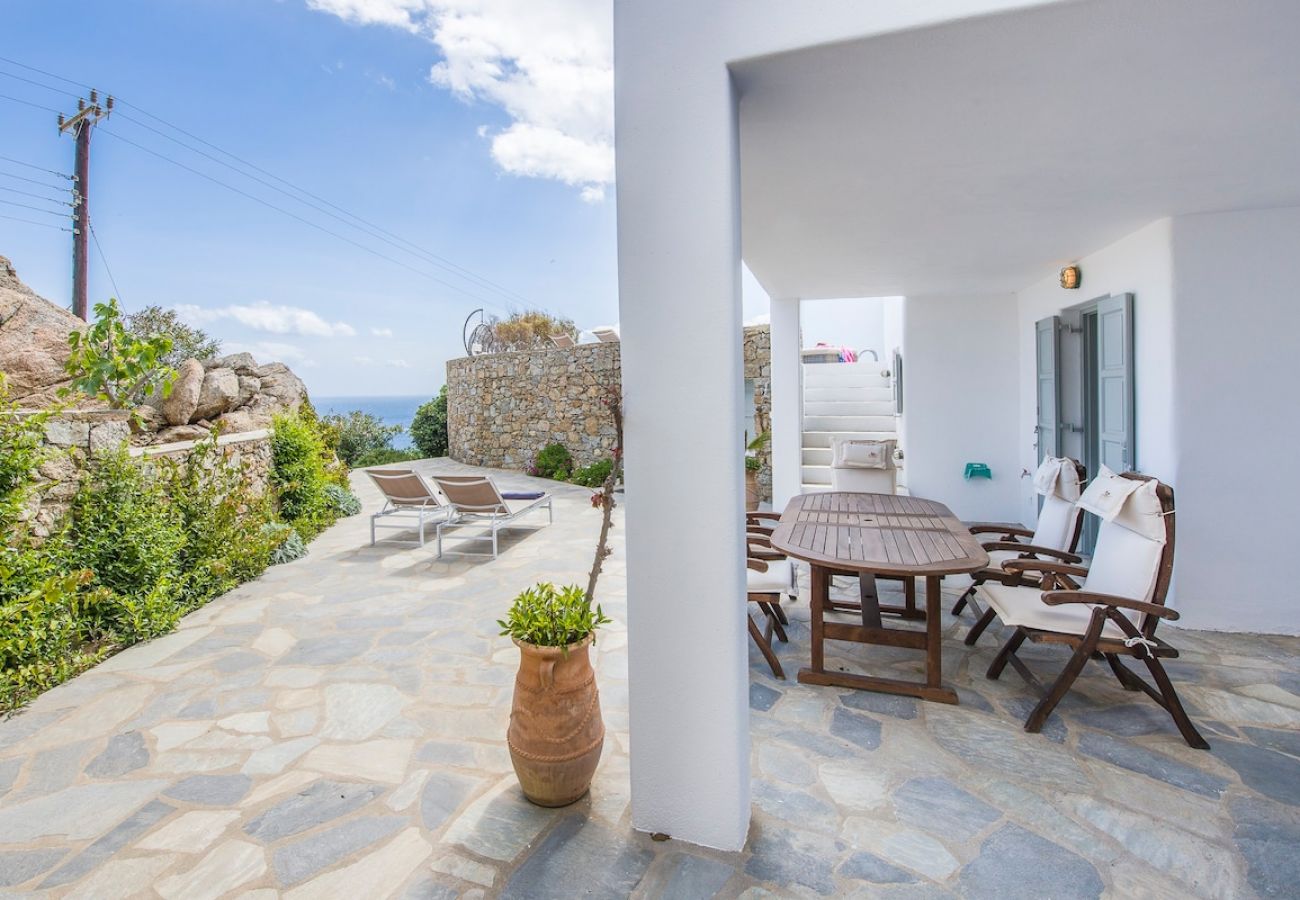 Villa in Mykonos - Mykonos Psarrou villas for 18 people 