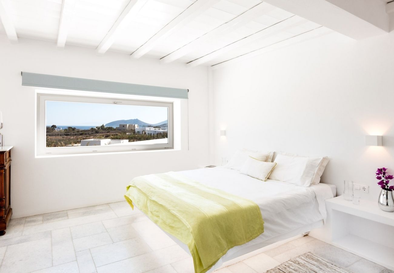 Villa in Ampelas - Seafront VIP 