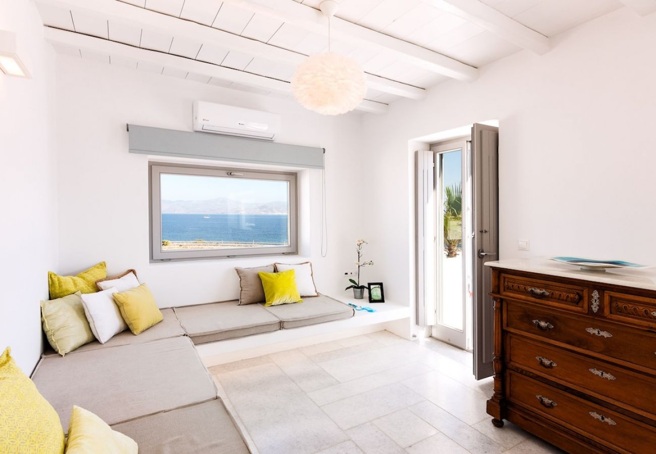 Villa in Ampelas - Seafront VIP 