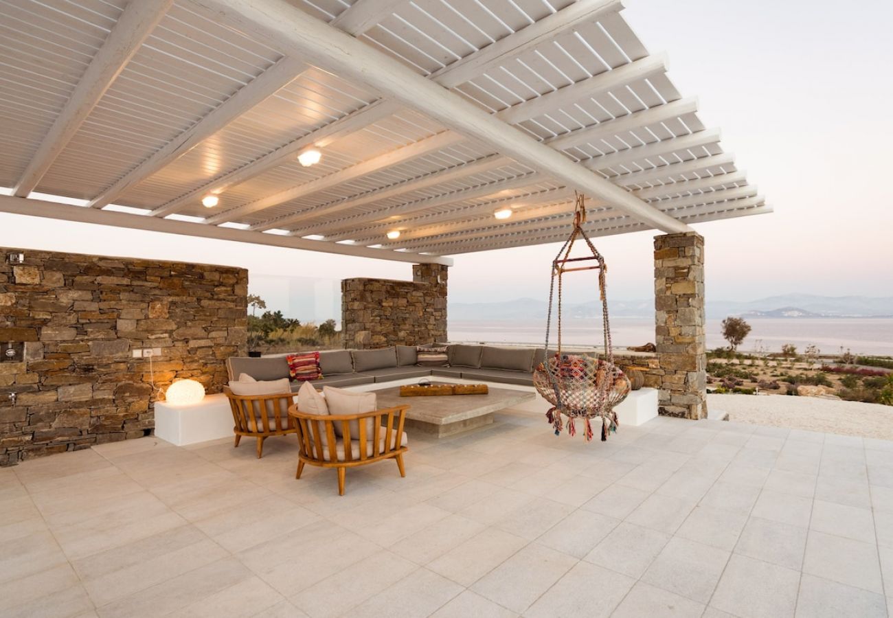 Villa in Ampelas - Seafront VIP 