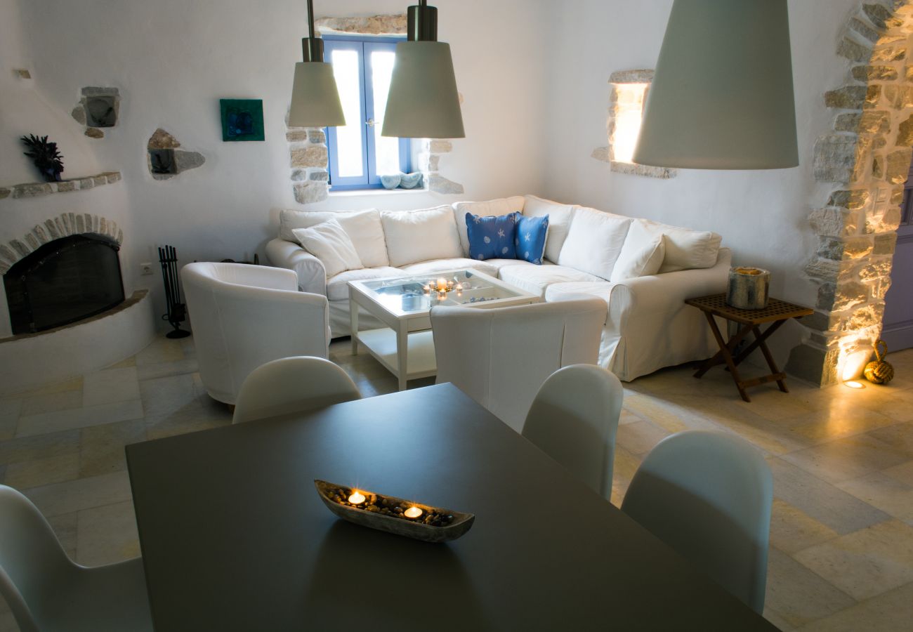 Relaxing paradise in Villa Serenity near the Beach