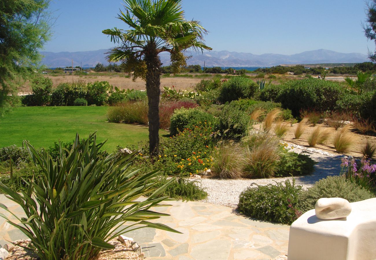 Villa in Santa Maria - Villa Serenity - beauty, just steps from the beach 