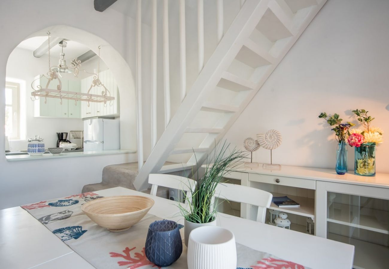 Villa in Isterni - 3-bed villa with stunning sea views, plunge pool 
