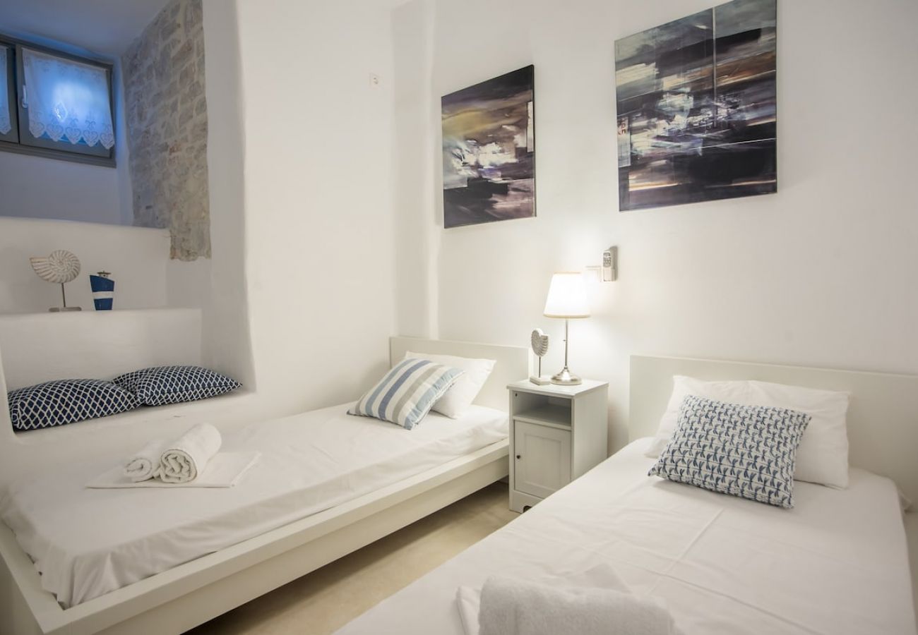 Villa in Isterni - 3-bed villa with stunning sea views, plunge pool 