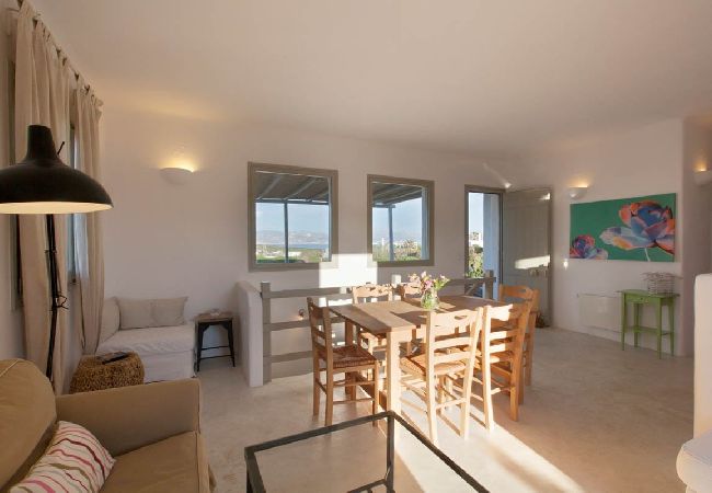 Villa in Santa Maria - Kallisti Villas - An oasis for 22 people  Villa in Santa Maria - Kallisti Villas - An oasis for 22 people