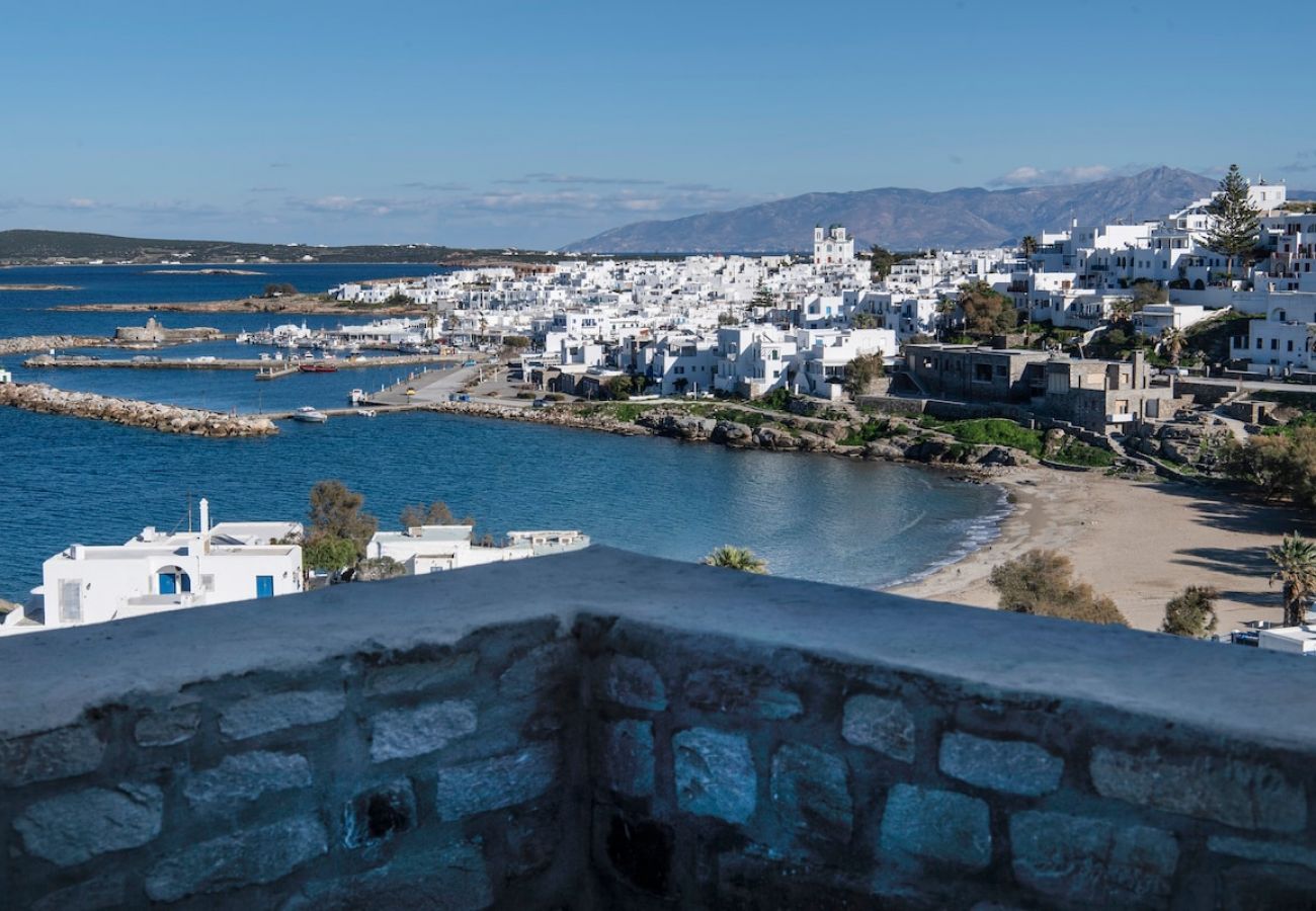 Villa in Paros - -