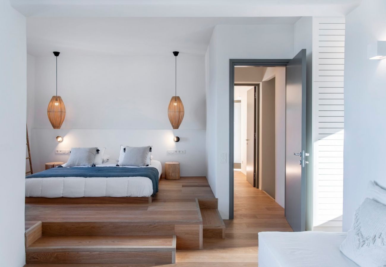 Villa in Paros - -