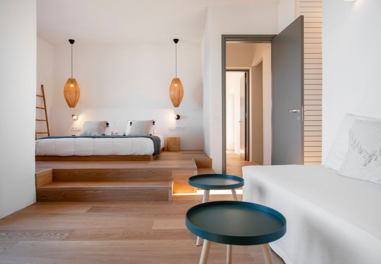 Villa in Paros - -