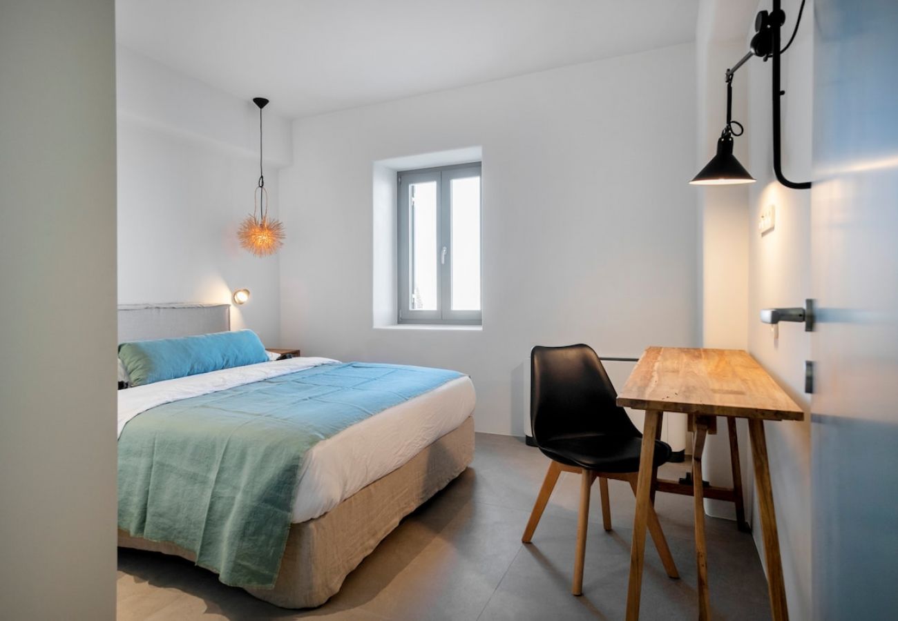 Villa in Paros - -