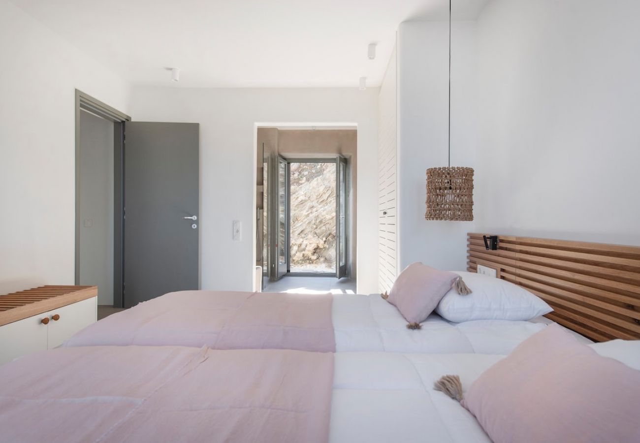Villa in Paros - -