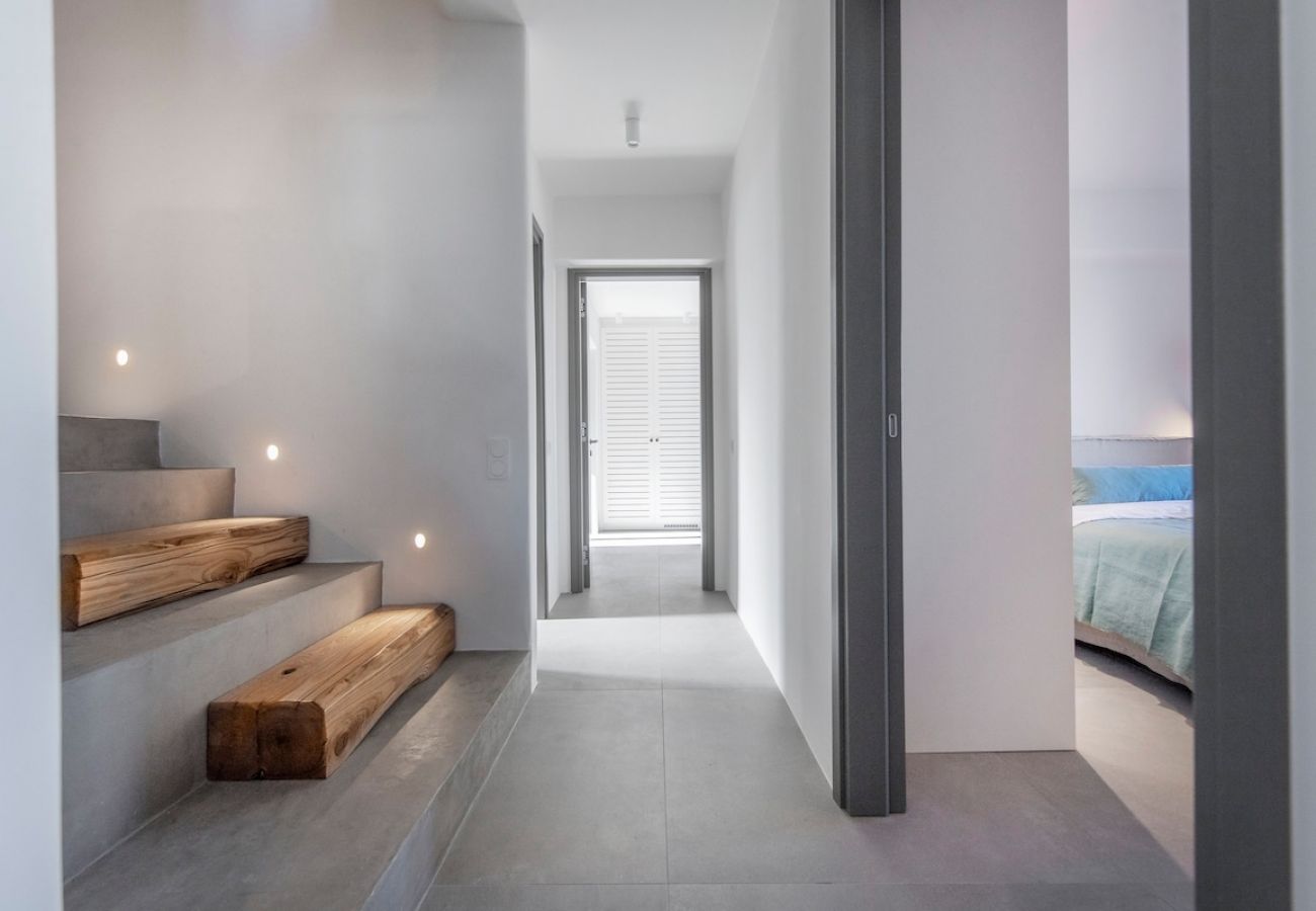 Villa in Paros - -