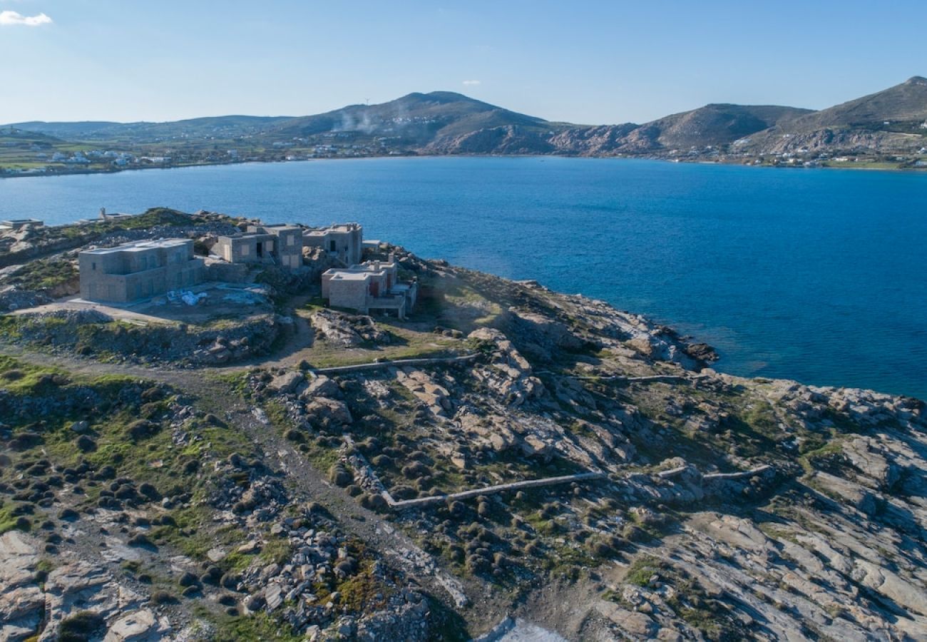 Villa in Paros - -