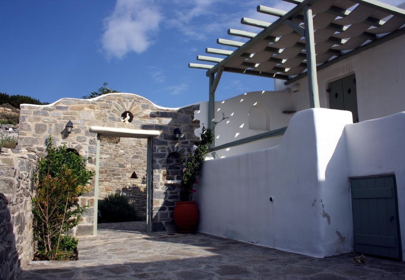 Villa in Isterni - Villa with amazing sea views & plunge pool! 