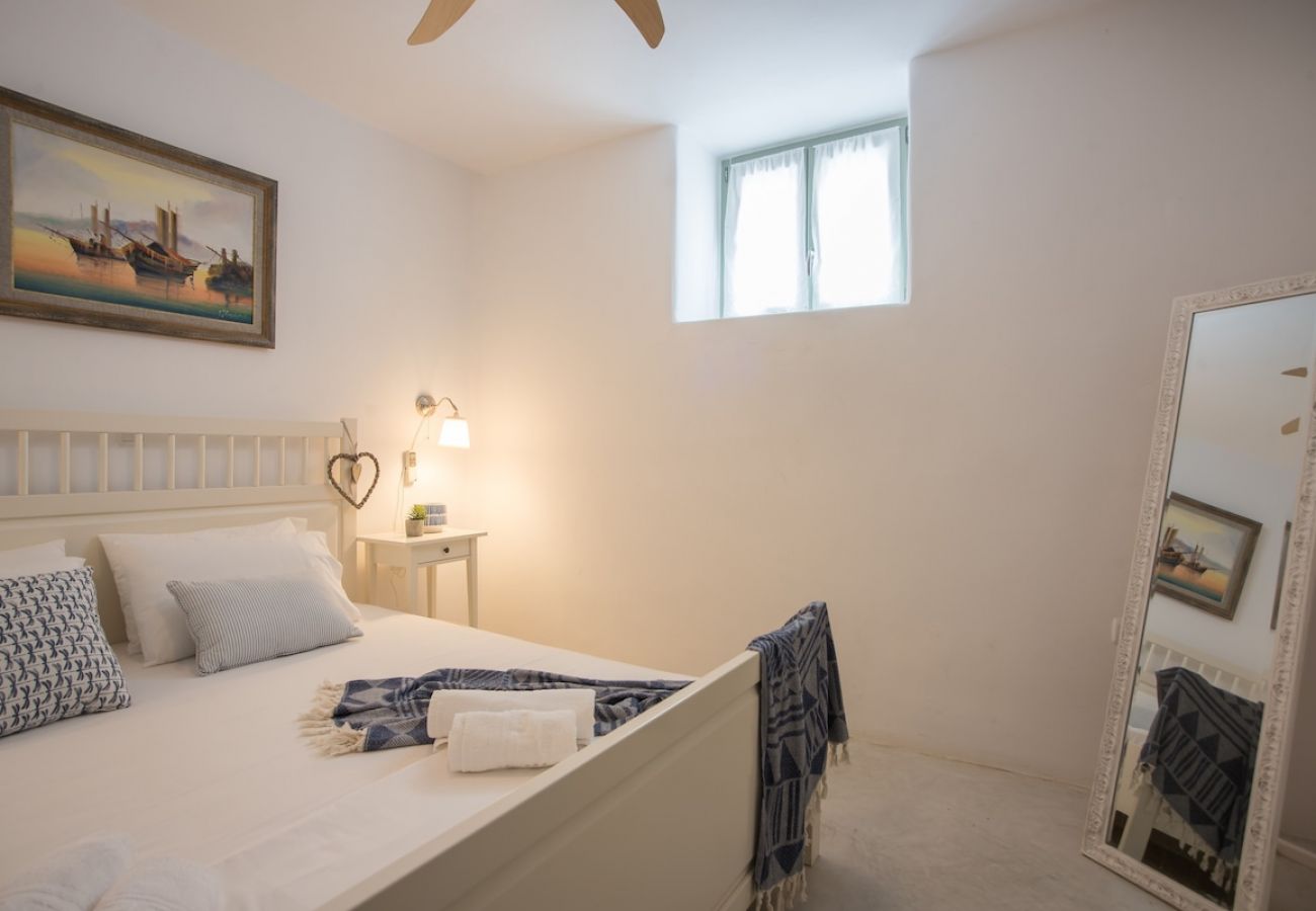 Villa in Isterni - Villa with amazing sea views & plunge pool! 