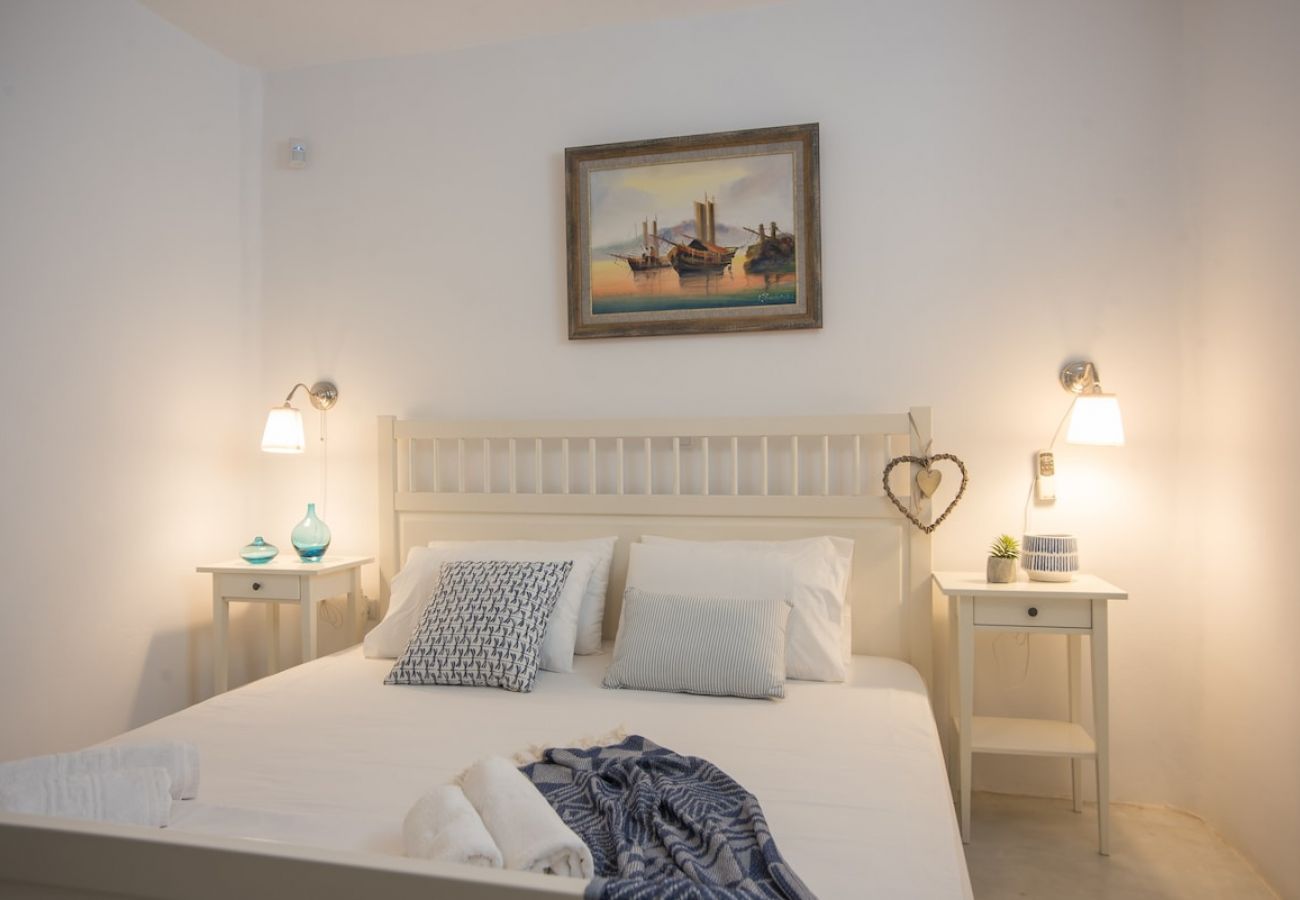 Villa in Isterni - Villa with amazing sea views & plunge pool! 