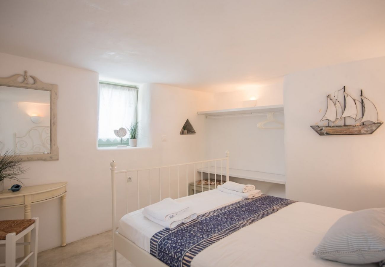 Villa in Isterni - Villa with amazing sea views & plunge pool! 