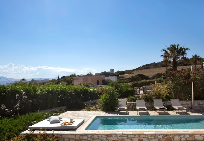 Villa in Ampelas - Elegant villa, sea views, designer renovation  Villa in Ampelas - Elegant villa, sea views, designer renovation