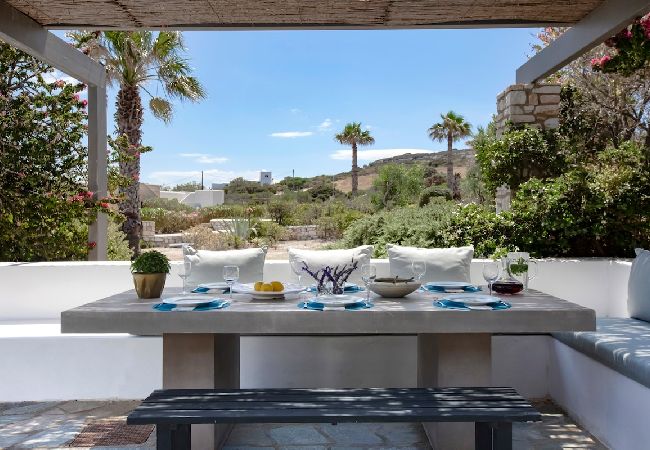 Villa in Ampelas - Elegant villa, sea views, designer renovation  Villa in Ampelas - Elegant villa, sea views, designer renovation