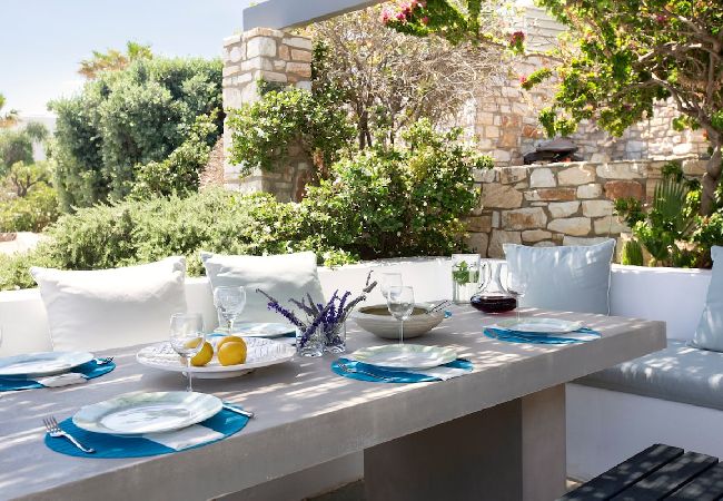 Villa in Ampelas - Elegant villa, sea views, designer renovation  Villa in Ampelas - Elegant villa, sea views, designer renovation