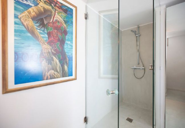 Villa in Ampelas - Elegant villa, sea views, designer renovation  Villa in Ampelas - Elegant villa, sea views, designer renovation