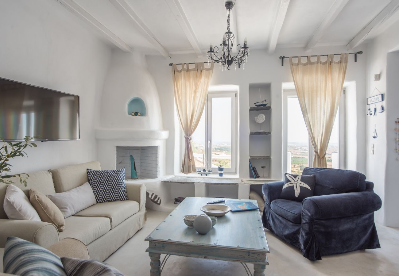 Villa in Isterni - Gorgeous island villa with plunge pool & sea views 