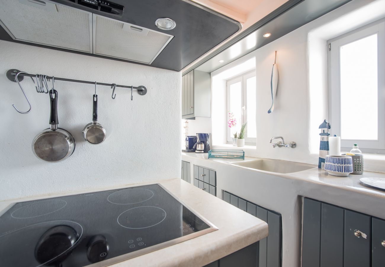 Villa in Isterni - Gorgeous island villa with plunge pool & sea views 