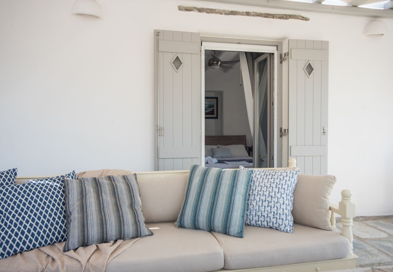 Villa in Isterni - Gorgeous island villa with plunge pool & sea views 
