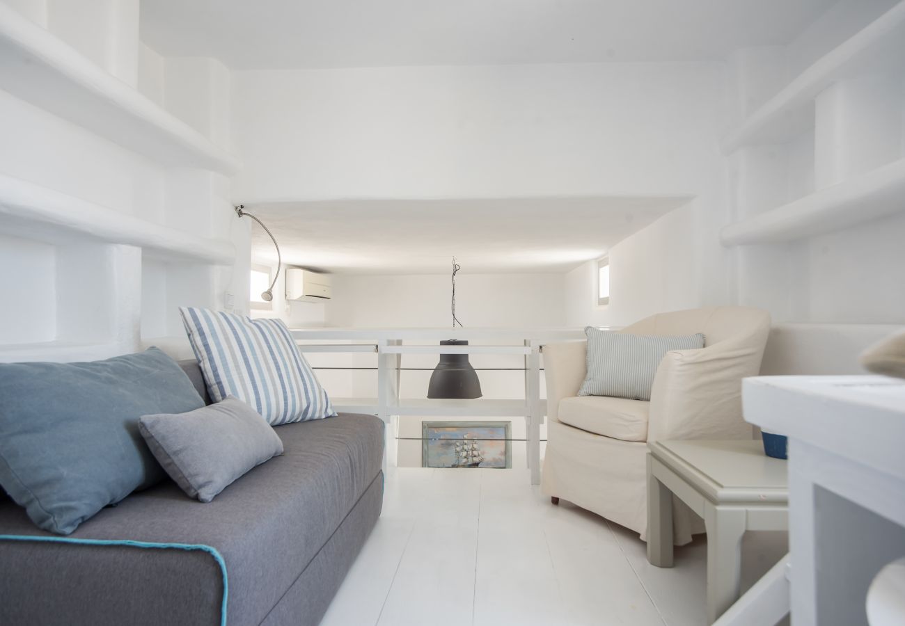 Villa in Isterni - Gorgeous island villa with plunge pool & sea views 