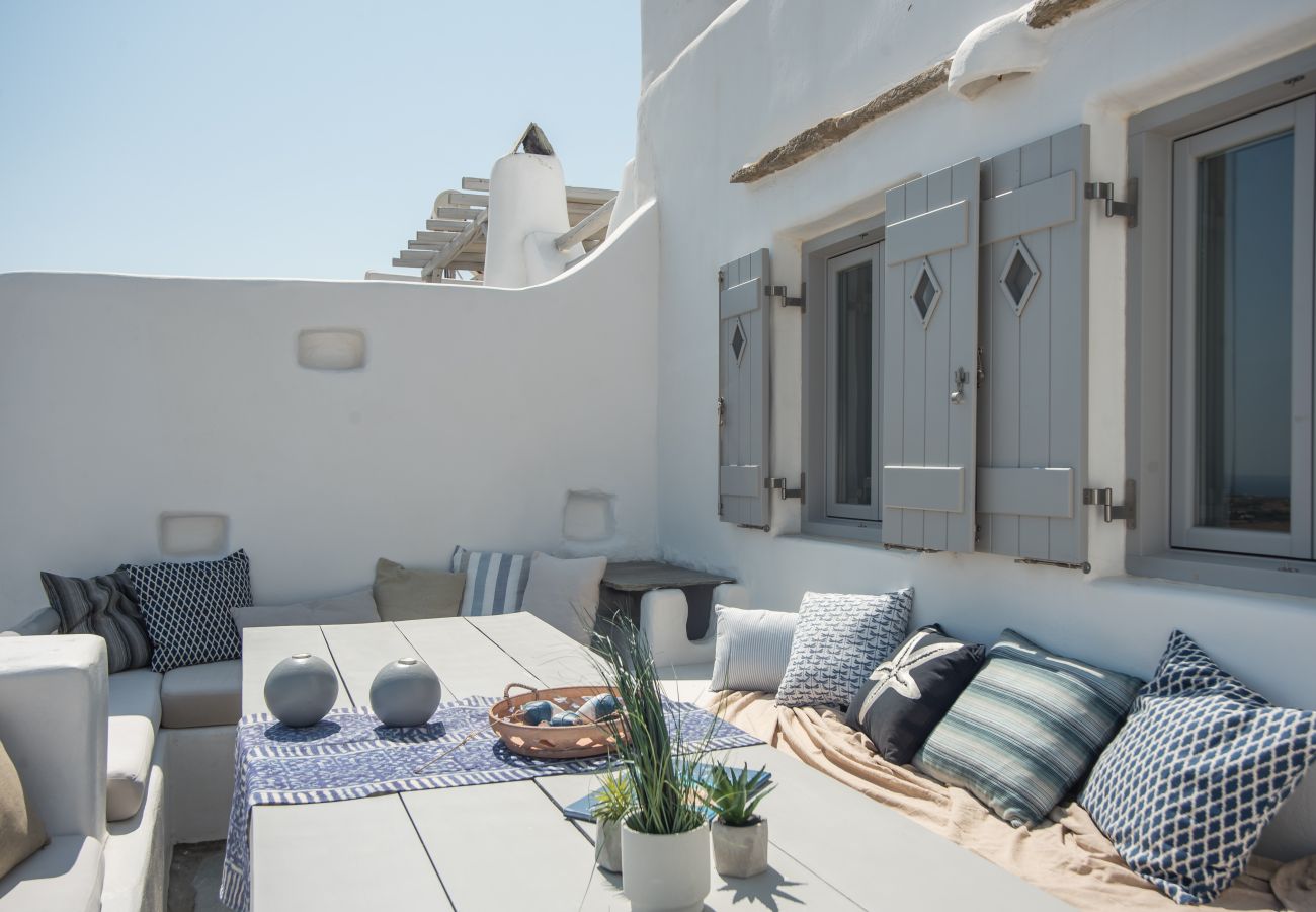 Villa in Isterni - Gorgeous island villa with plunge pool & sea views 