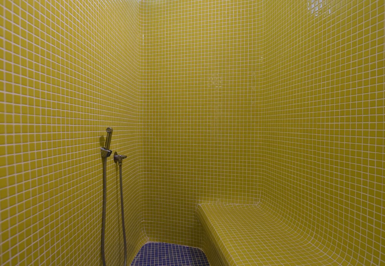 Villa in Naousa - Panoramic three villa complex with helipad 