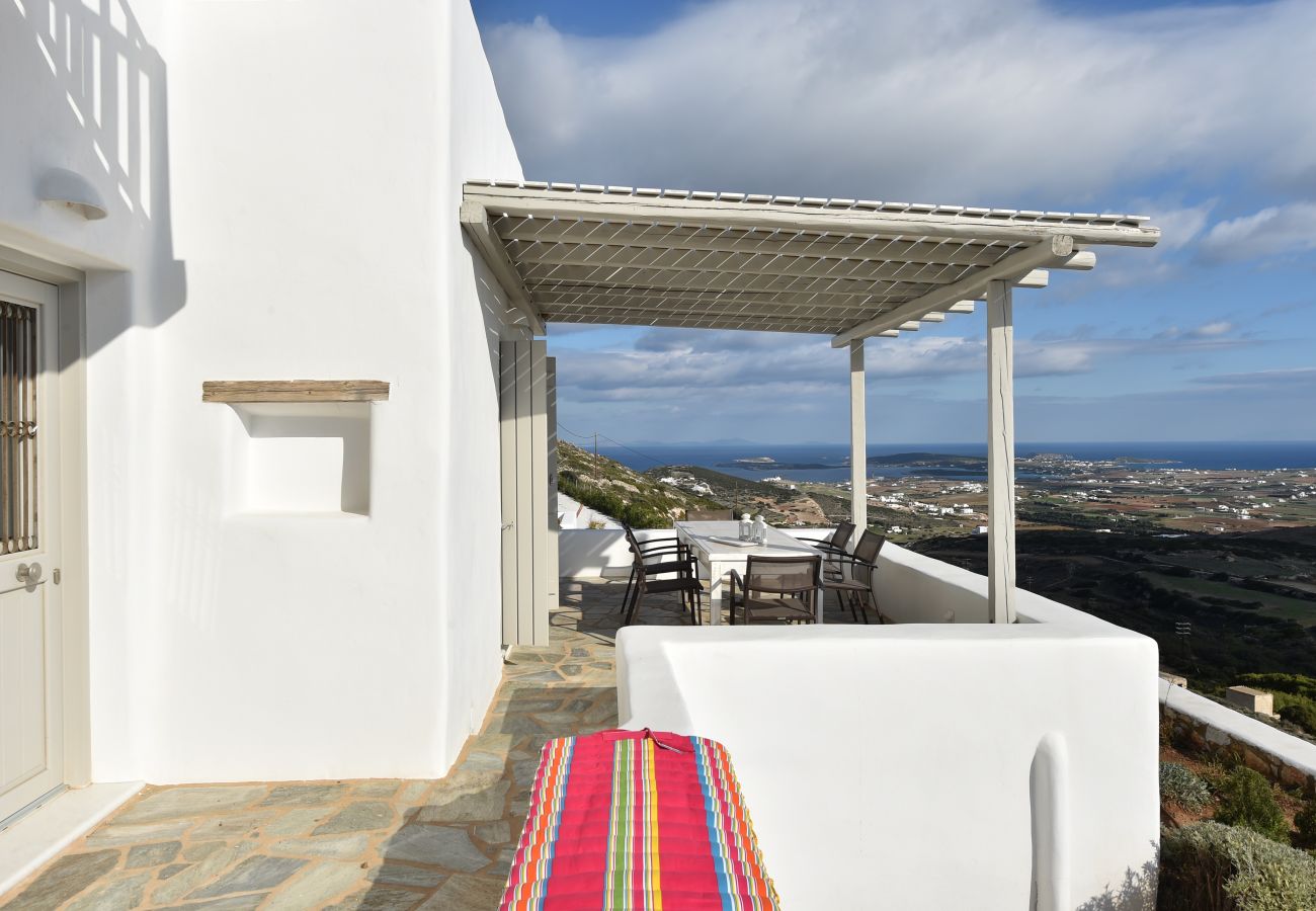 Villa in Naousa - Panoramic three villa complex with helipad 