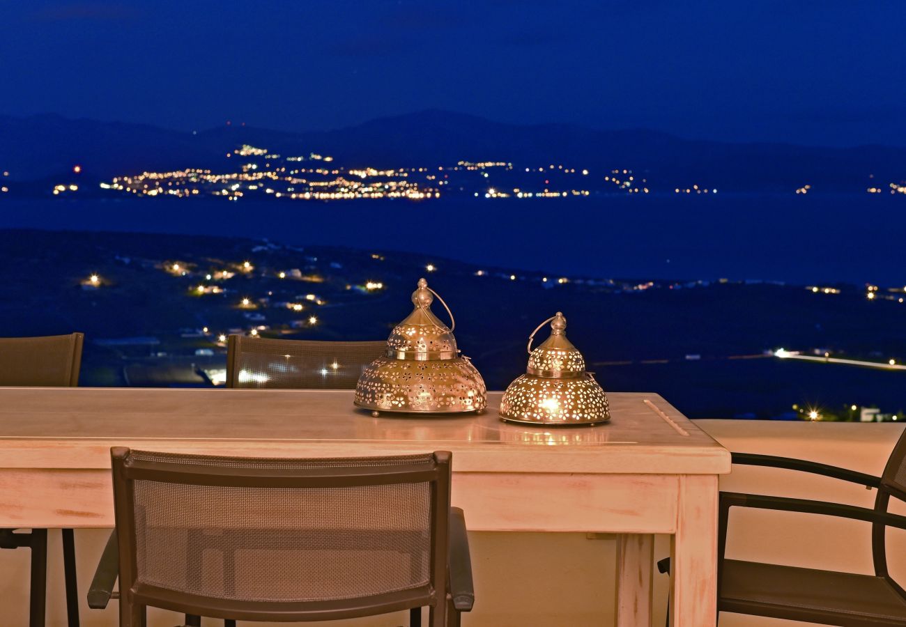 Villa in Naousa - Panoramic three villa complex with helipad 